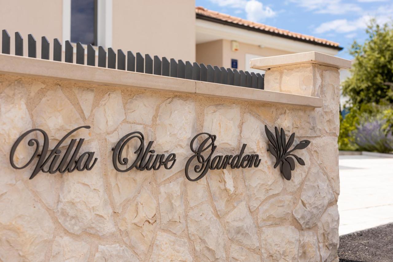 Villa Olive Garden Brzac Εξωτερικό φωτογραφία